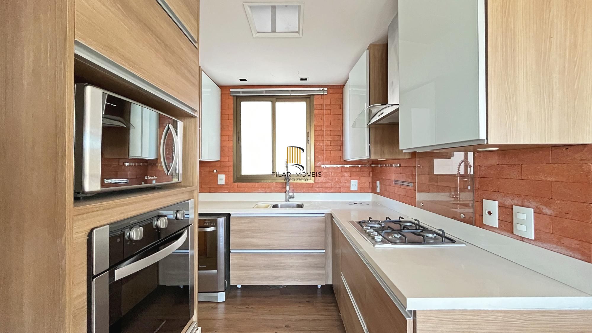 Apartamento - 2 dormitórios - 2 suíte - 1 vaga dupla- 86,72 m² - MENINO DEUS