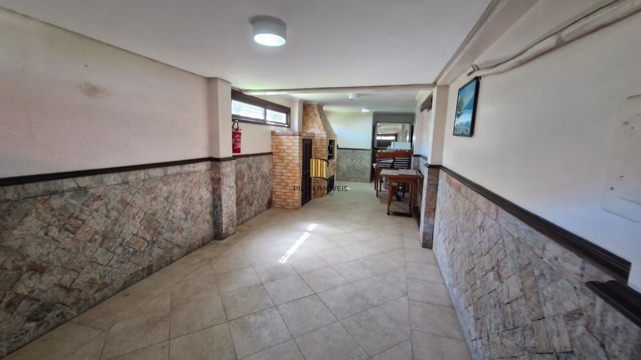 Casa em Condomínio Fechado em Ipanema com 4 dormitorios