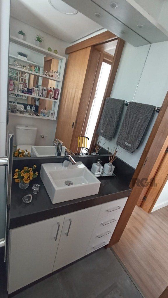 APARTAMENTO - 2 dorms. - 63,73 m² - CIDADE BAIXA