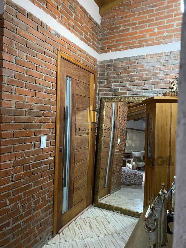CASA EM CONDOMÍNIO - 3 dorms. - 3 vagas - 150 m² - VIAMÃO