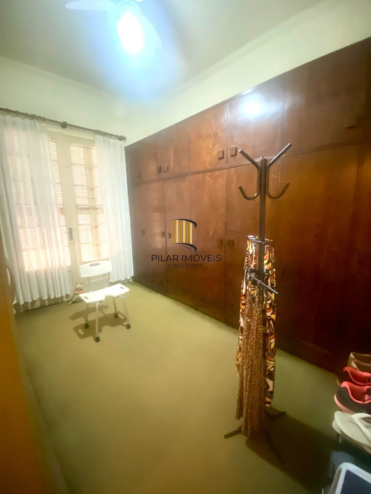 Apartamento garden 3 dormitórios 2 banheiros 128m2 e vaga coberta, Menino Deus