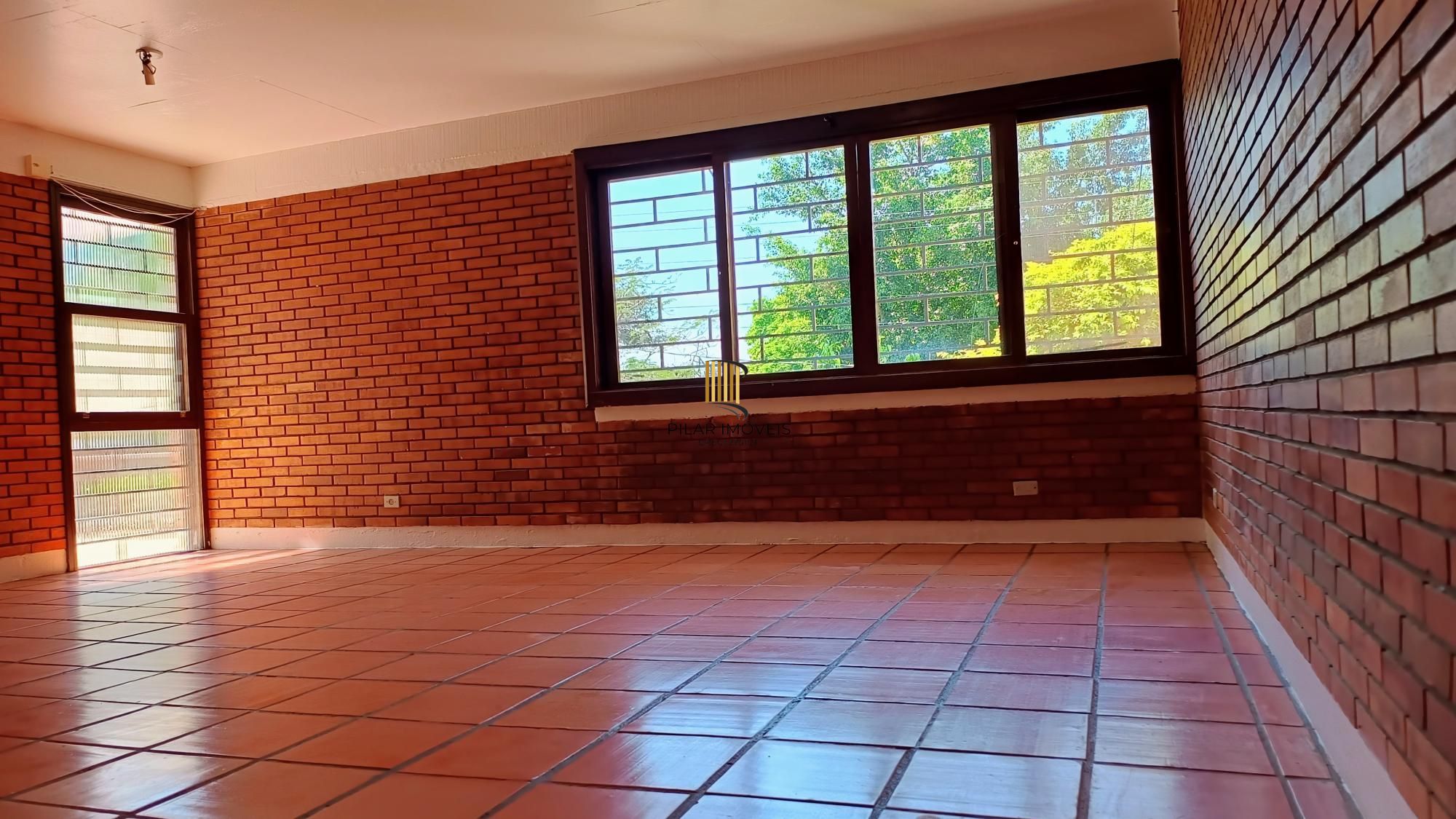 Casa 3 dormitórios 2 vagas