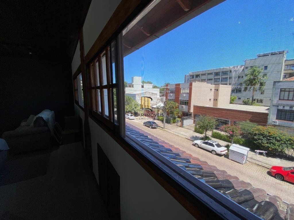 casa - 4 dormitórios - 3 vagas - 170 m² - Menino Deus