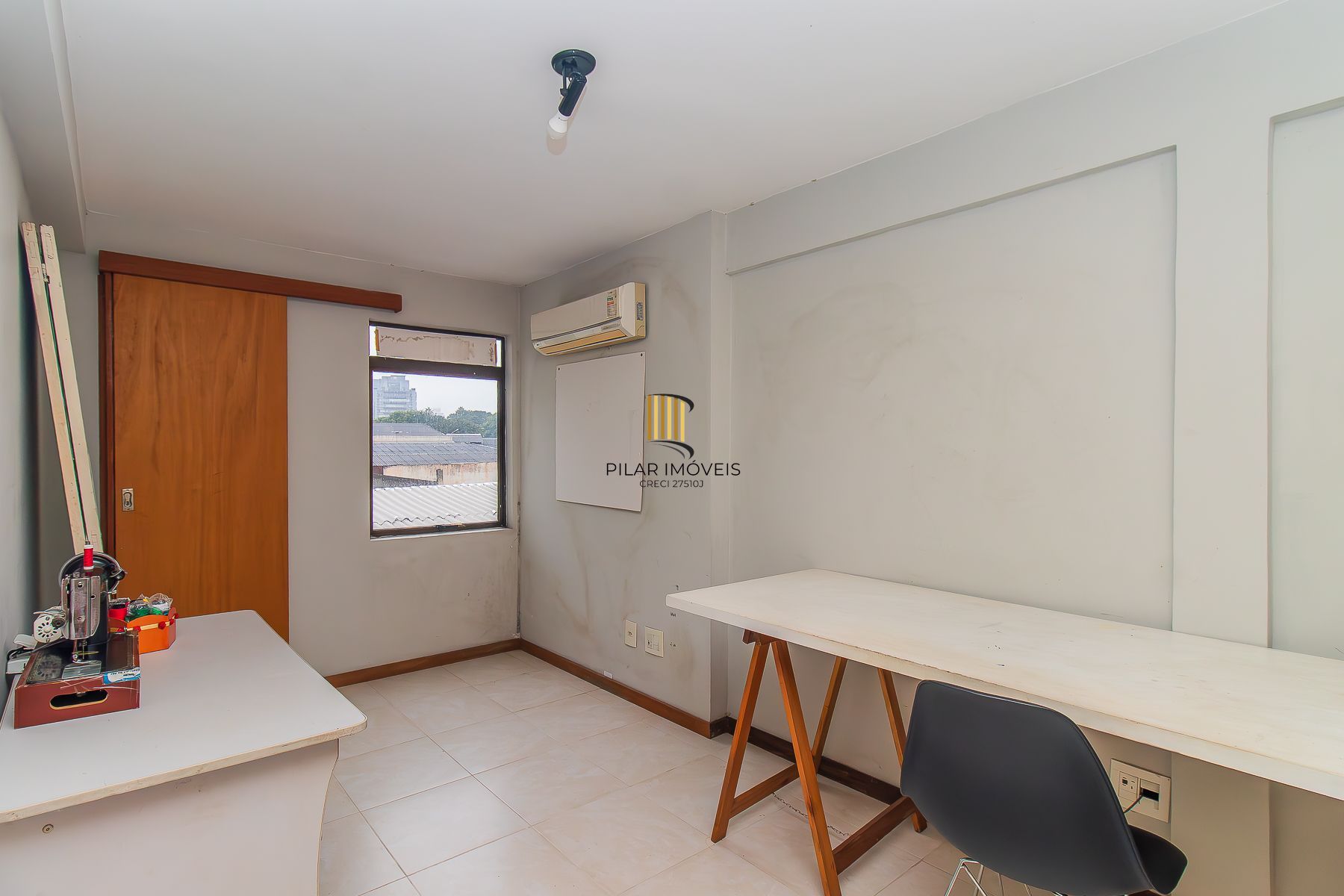 Prédio Comercial 464 m² no Menino Deus