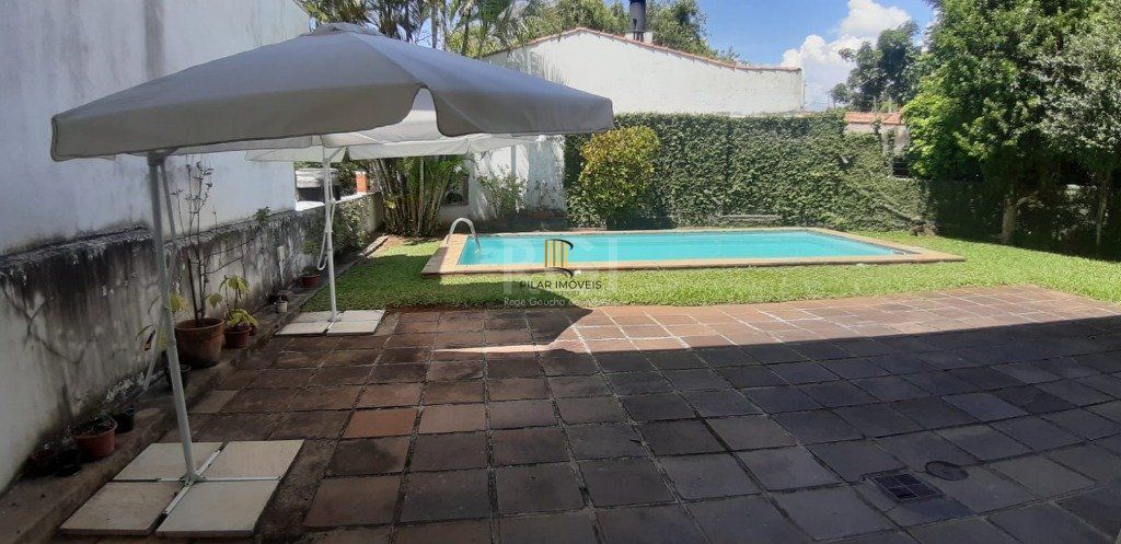 casa - 3 dorms. - 10 vagas - 316,00 m² - Boa Vista