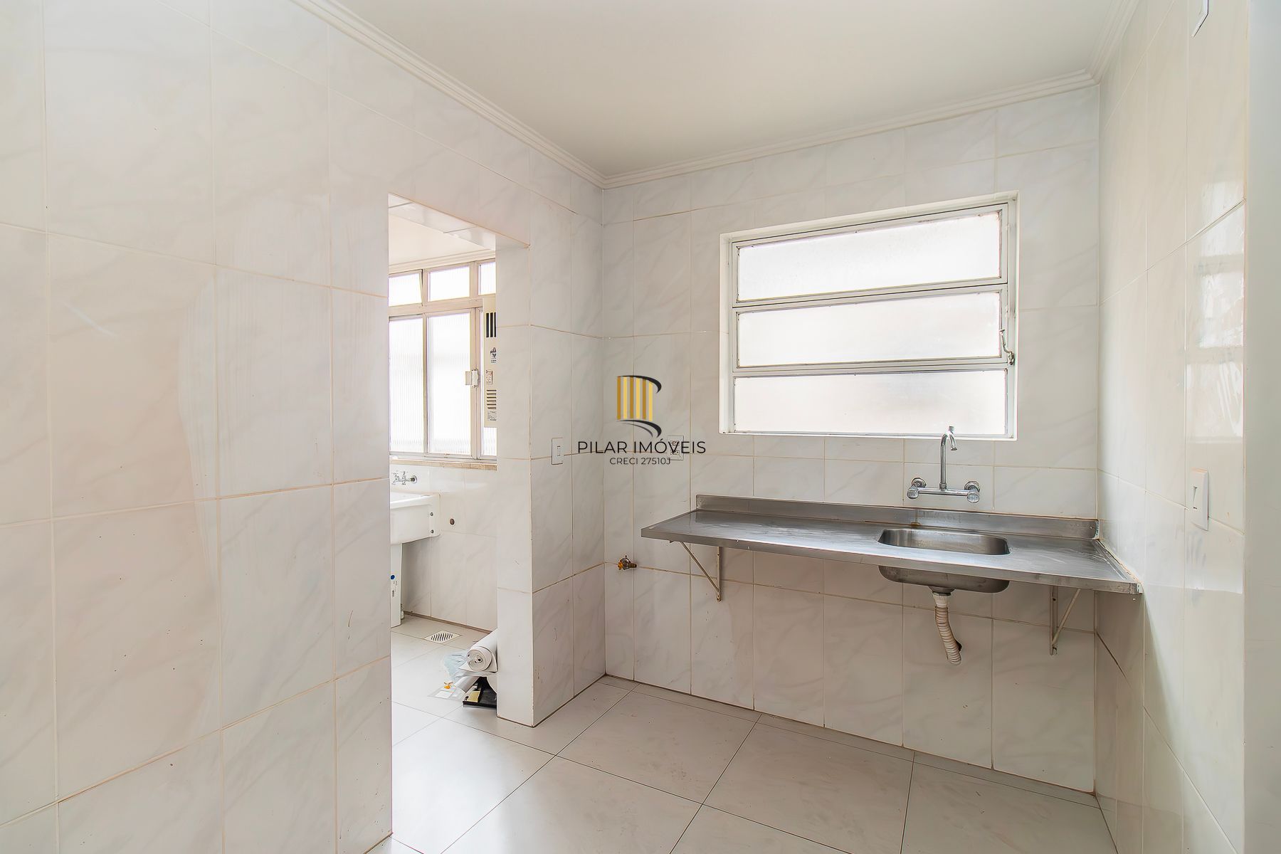 Apartamento para Venda - 92.44m², 3 dormitórios, sendo 1 suites, 1 vaga - Menino Deus