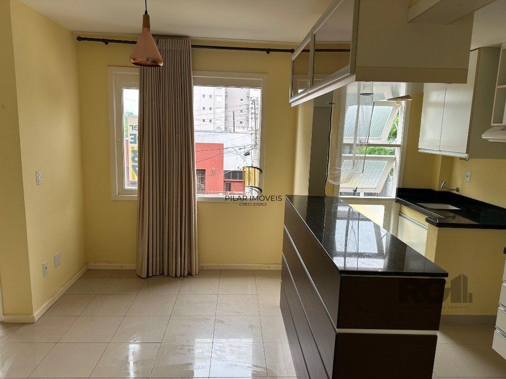 Excelente apartamento reformado 43m² privativo, todos móveis incluidos e ar condicionado.
