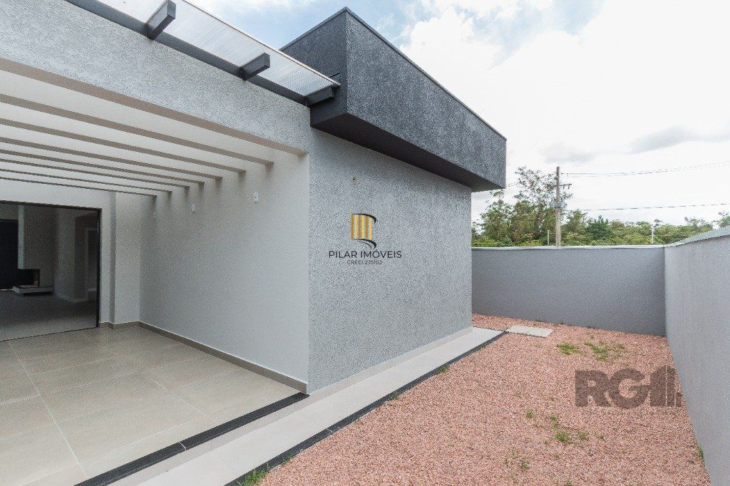 CASA EM CONDOMINIO - 3 dorms.-  3 vagas - 155 m² - GRAVATAÍ