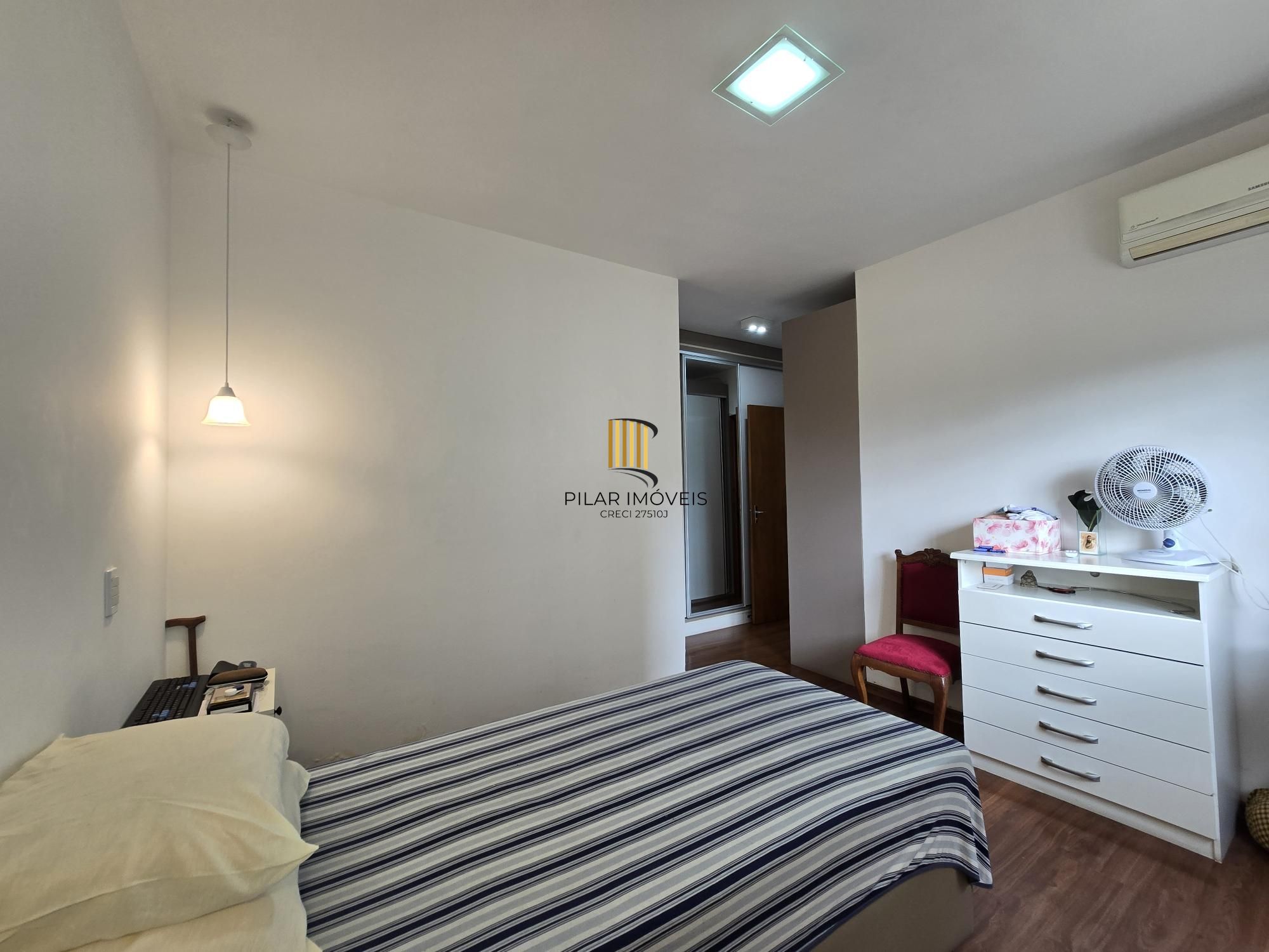 Apartamento 3 dormitórios no bairro Azenha