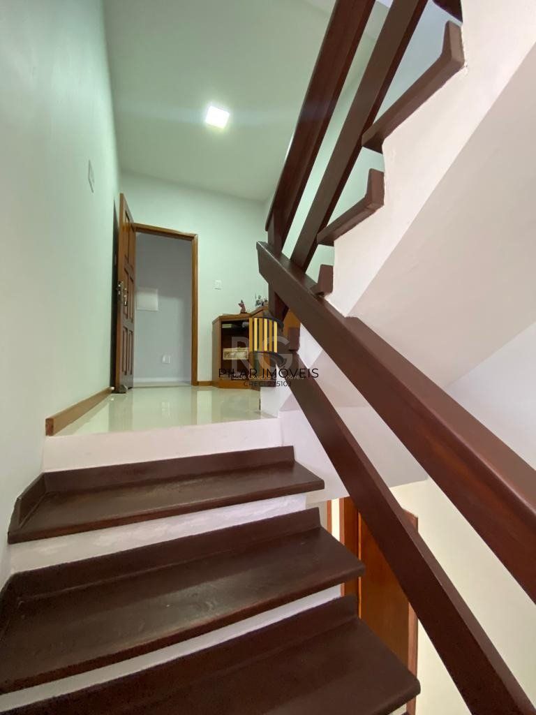 casa - 4 dormitórios - 3 vagas - 170 m² - Menino Deus