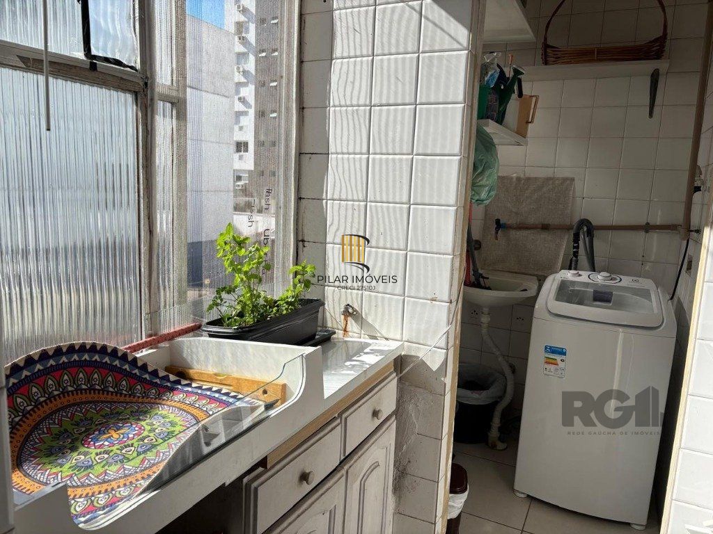Apartamento  2 Dormitórios 140m² Menino Deus