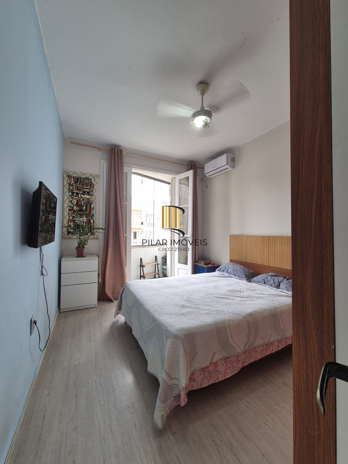 Apto com 2 dormit. na Cidade Baixa