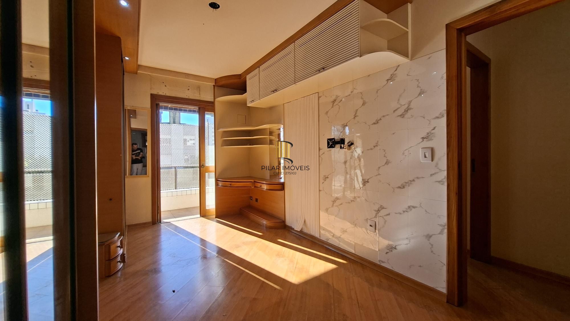 Apartamento 108,72 m² privativos,2 dormitórios, 1 suite, sacada,  garden e churrasqueira, 1 vaga coberta.