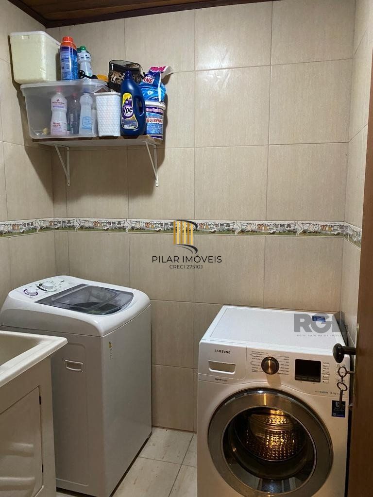 CASA EM CONDOMÍNIO - 3 dorms. - 3 vagas - 150 m² - VIAMÃO