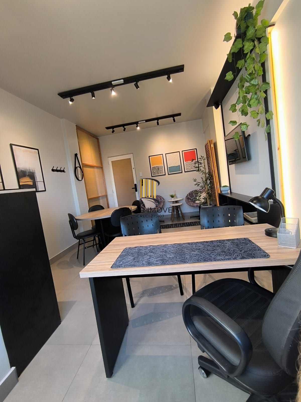 Sala Comercial com vista para o Guaíba