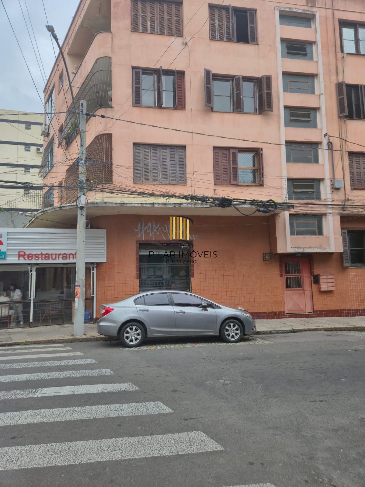 Apto com 2 dormit. na Cidade Baixa