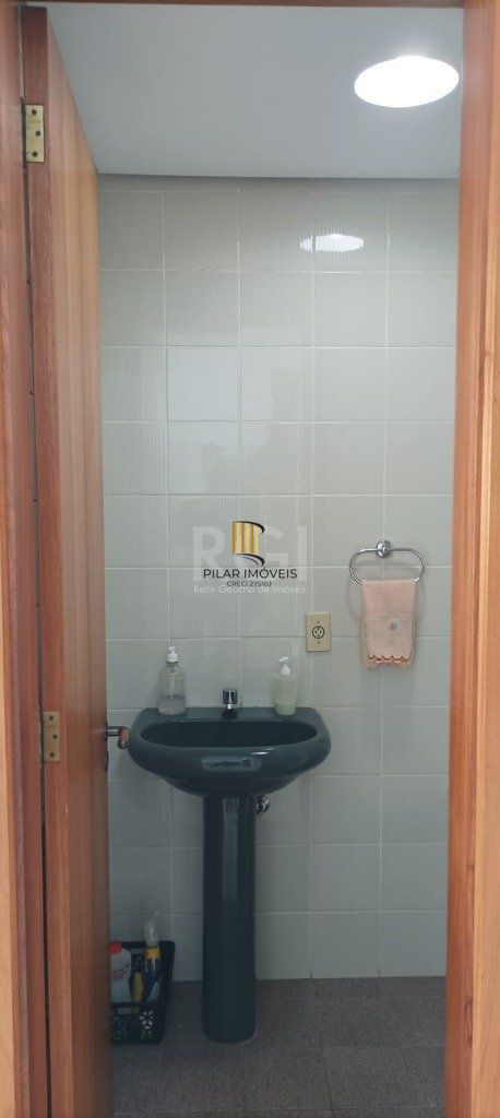 sala - 30,23 m² - Menino Deus