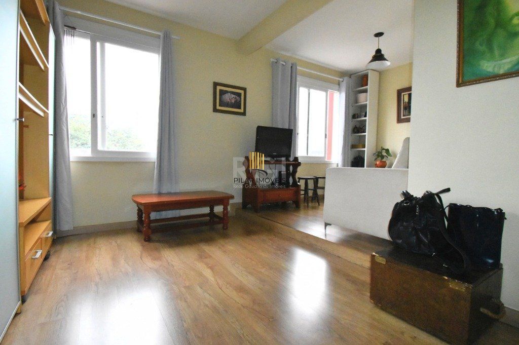 Apartamento para Venda - 60m², 2 dormitórios, 1 vaga - Medianeira