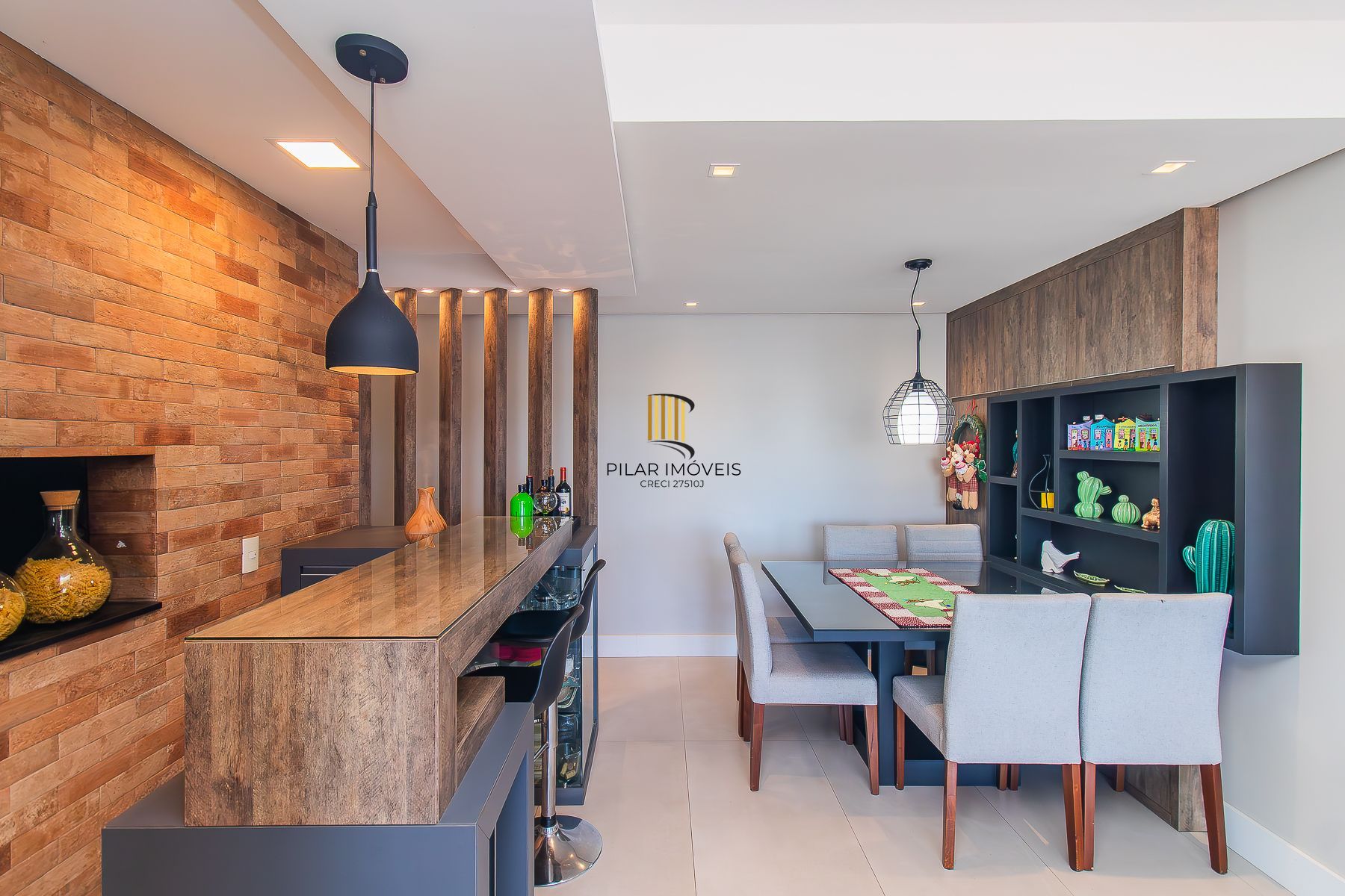 Apartamento 2 dorms, 1  suite e 1 vaga.