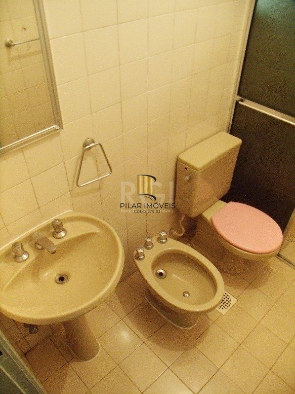 APARTAMENTO - 1 dormitório -  40,00 m² - MENINO DEUS