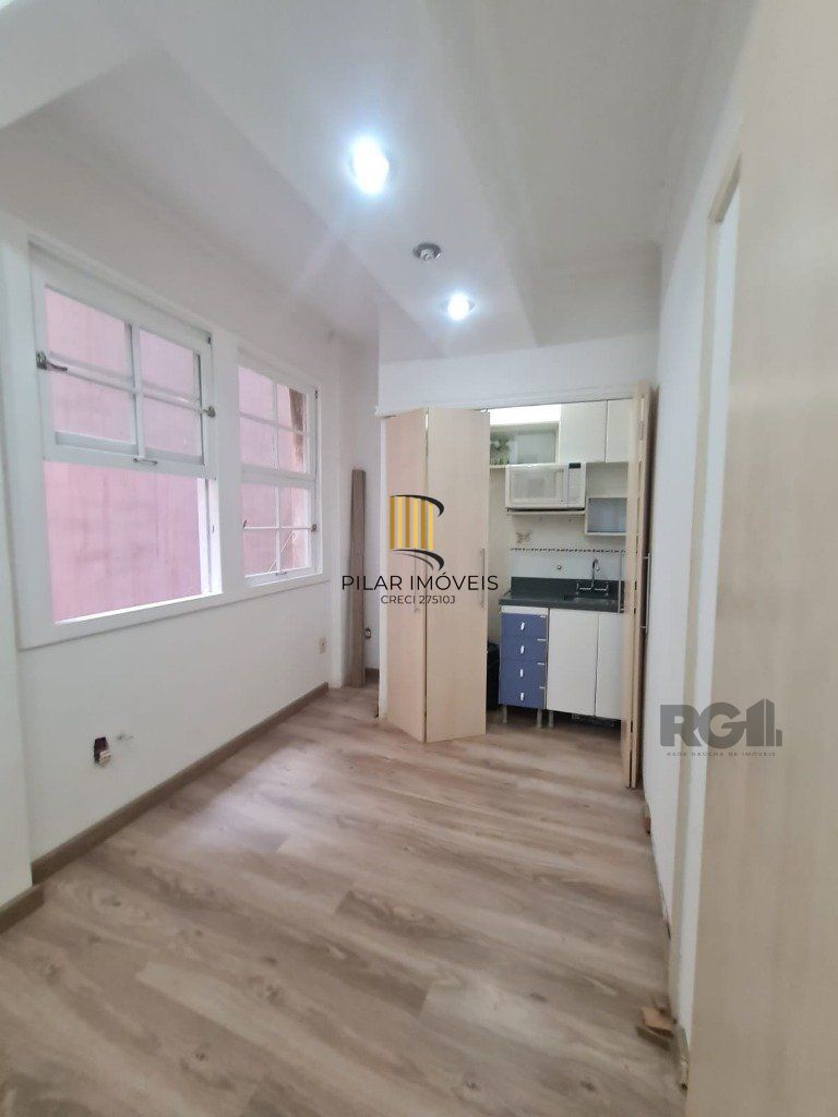 Sala - 30 m² - Centro Histórico