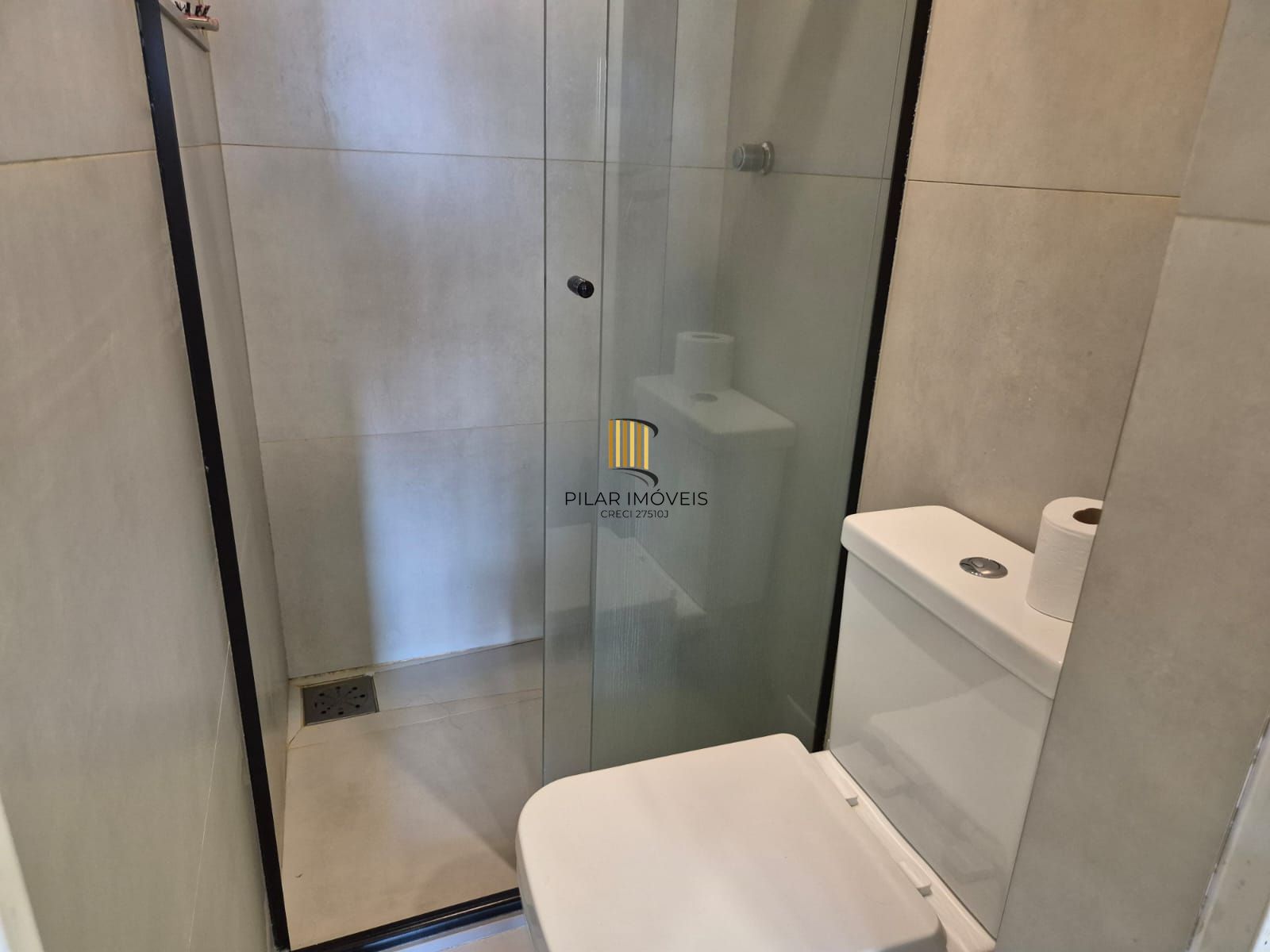 Cobertura reformada com churrasqueira