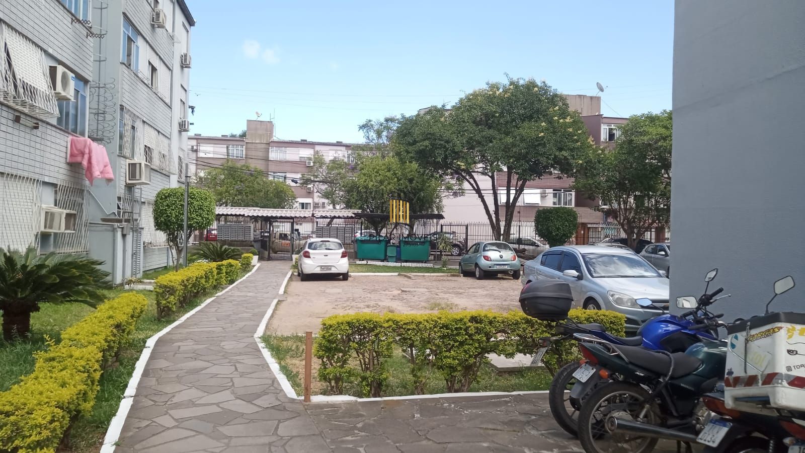 Apartamento dois dormitórios, vaga rotativa Bairro cavalhada