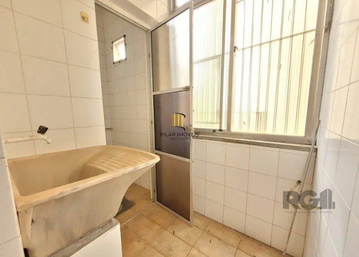 APARTAMENTO - 2 dorms. - 1 vaga - 72,00 m² - PETROPOLIS