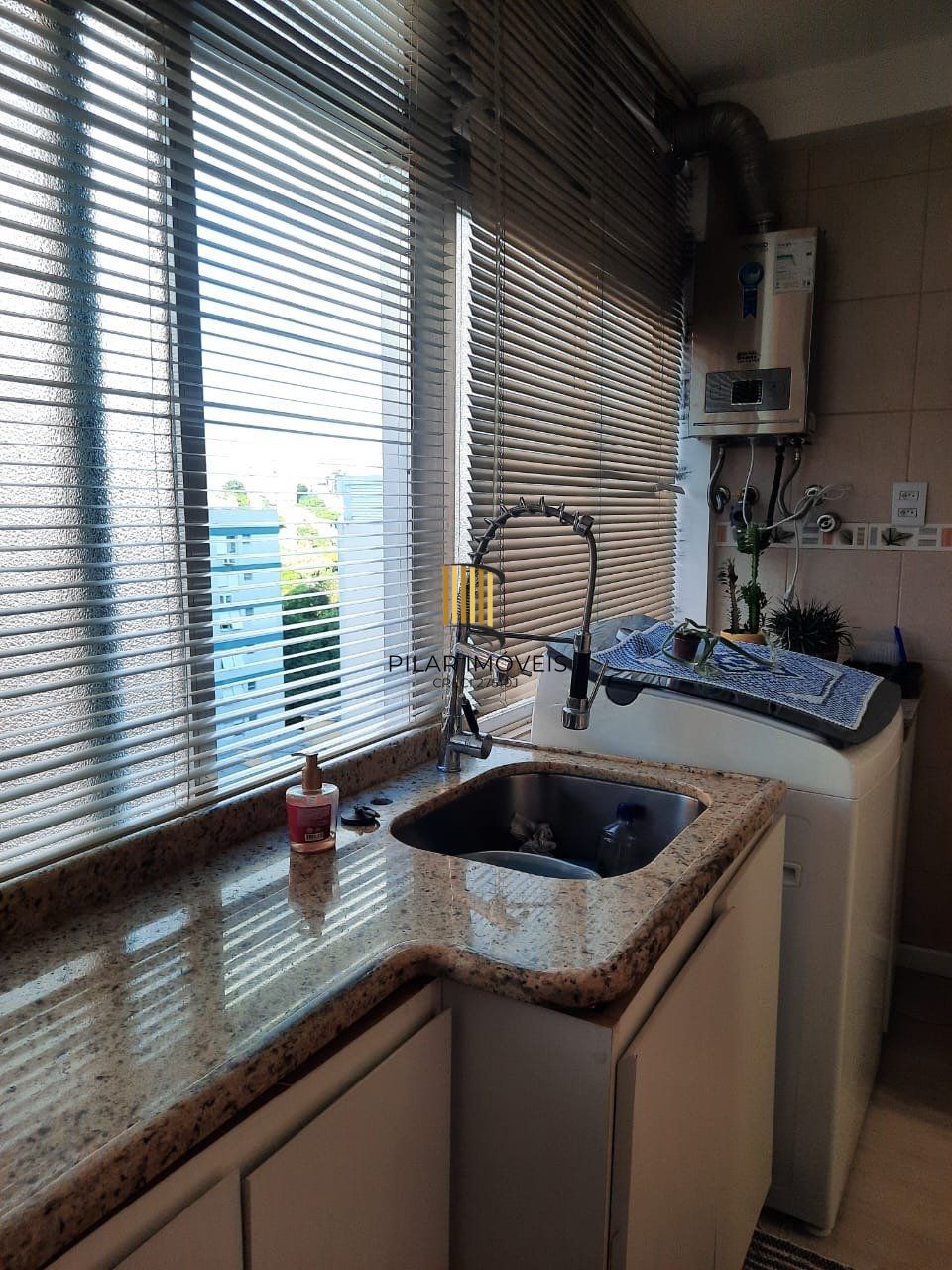 Apartamento 3 dormitórios no bairro Moinhos de Vento
