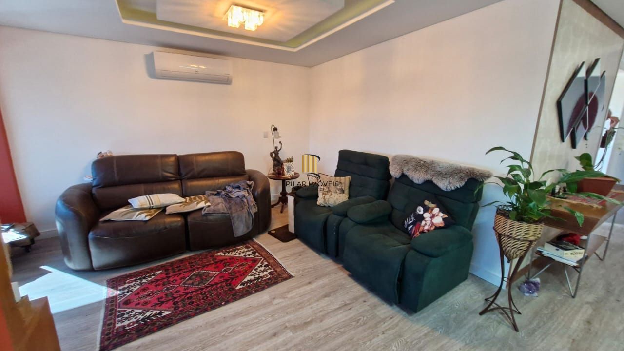 Apartamento de frente para o Guaíba/Parque Marinha do Brasil, com 3 dormitórios, 2 garagens cobertas