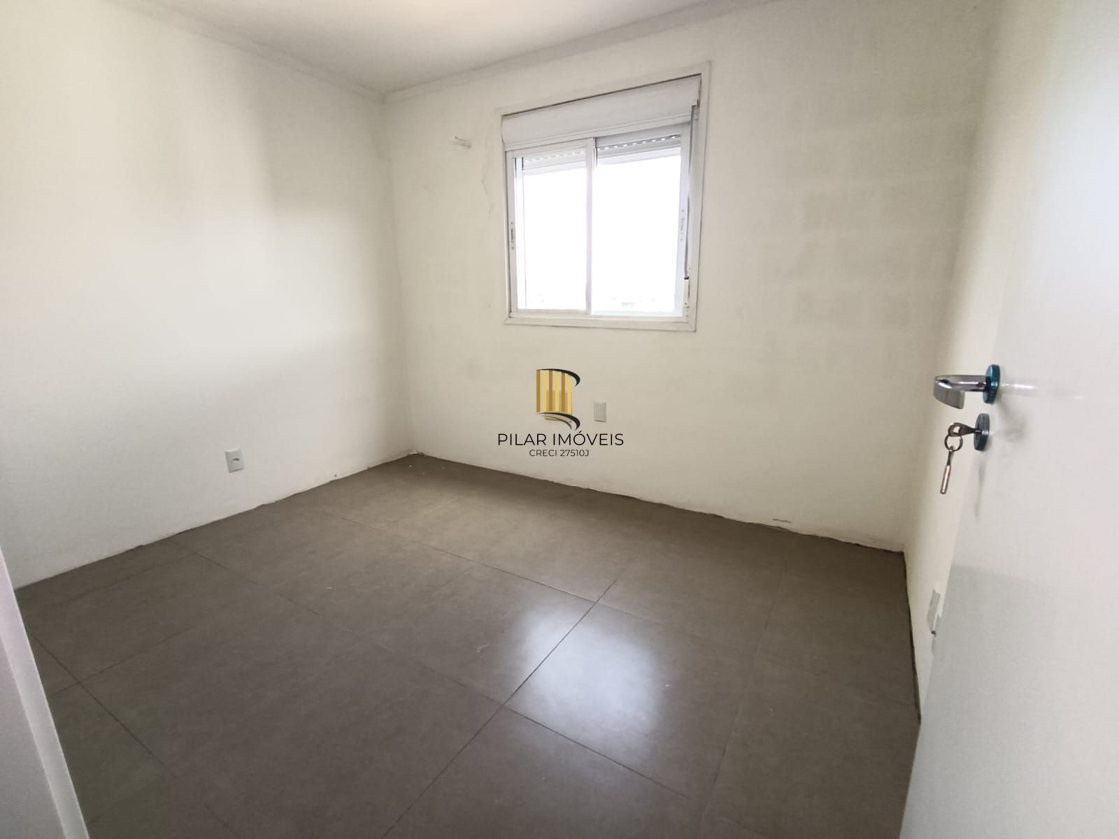 Apartamento em Porto Alegre, no bairro Vila Nova, com 2 dormitório