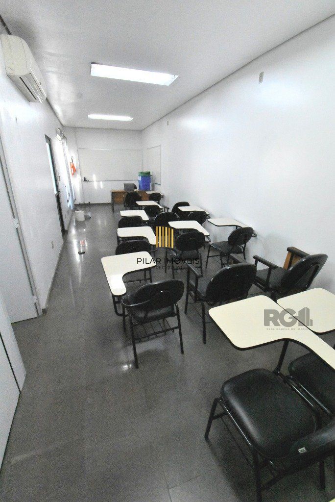PRÉDIO - 319,00 m² - MENINO DEUS