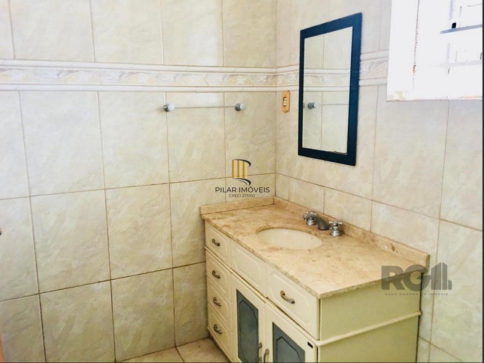 Casa - 3 dorms. 3 vagas - 150 m² - Santa Tereza