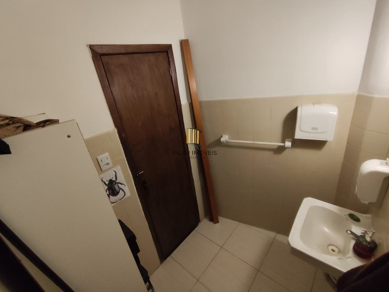 Sala Comercial na rua Andrade Neves - Centro Histórico