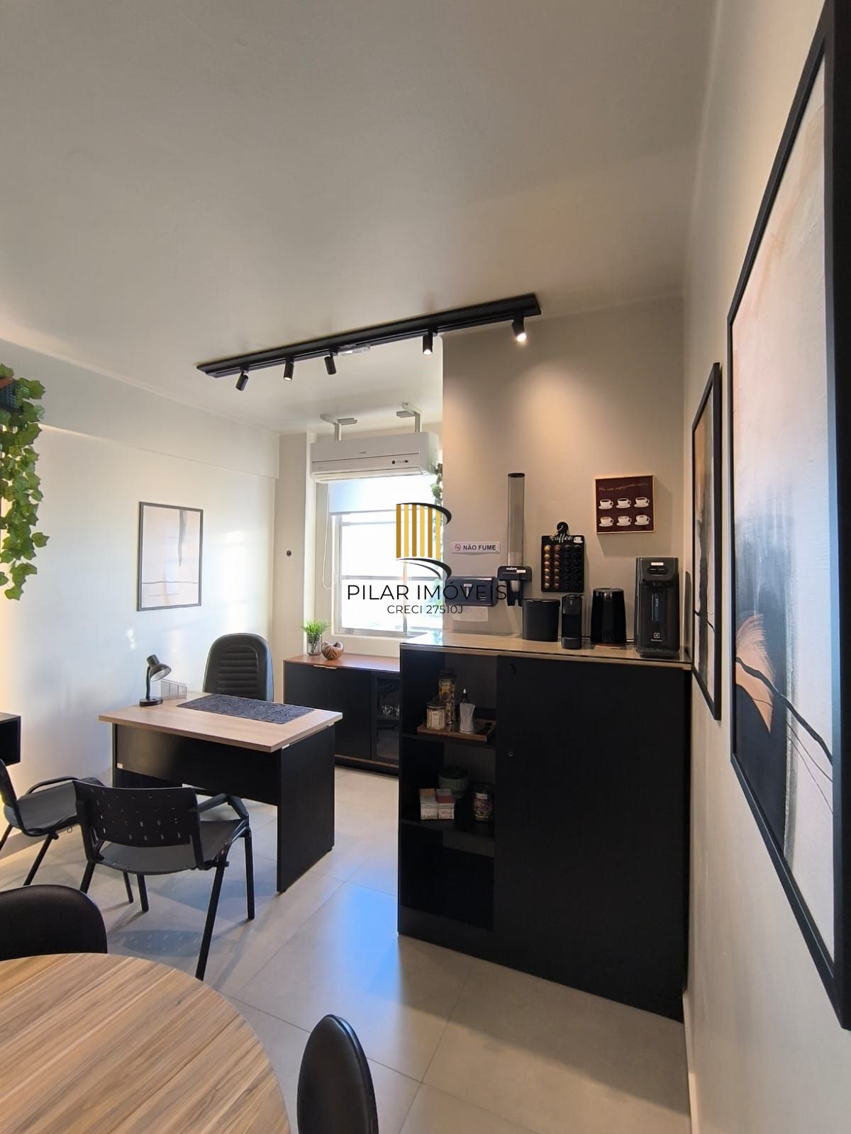 Sala Comercial com vista para o Guaíba