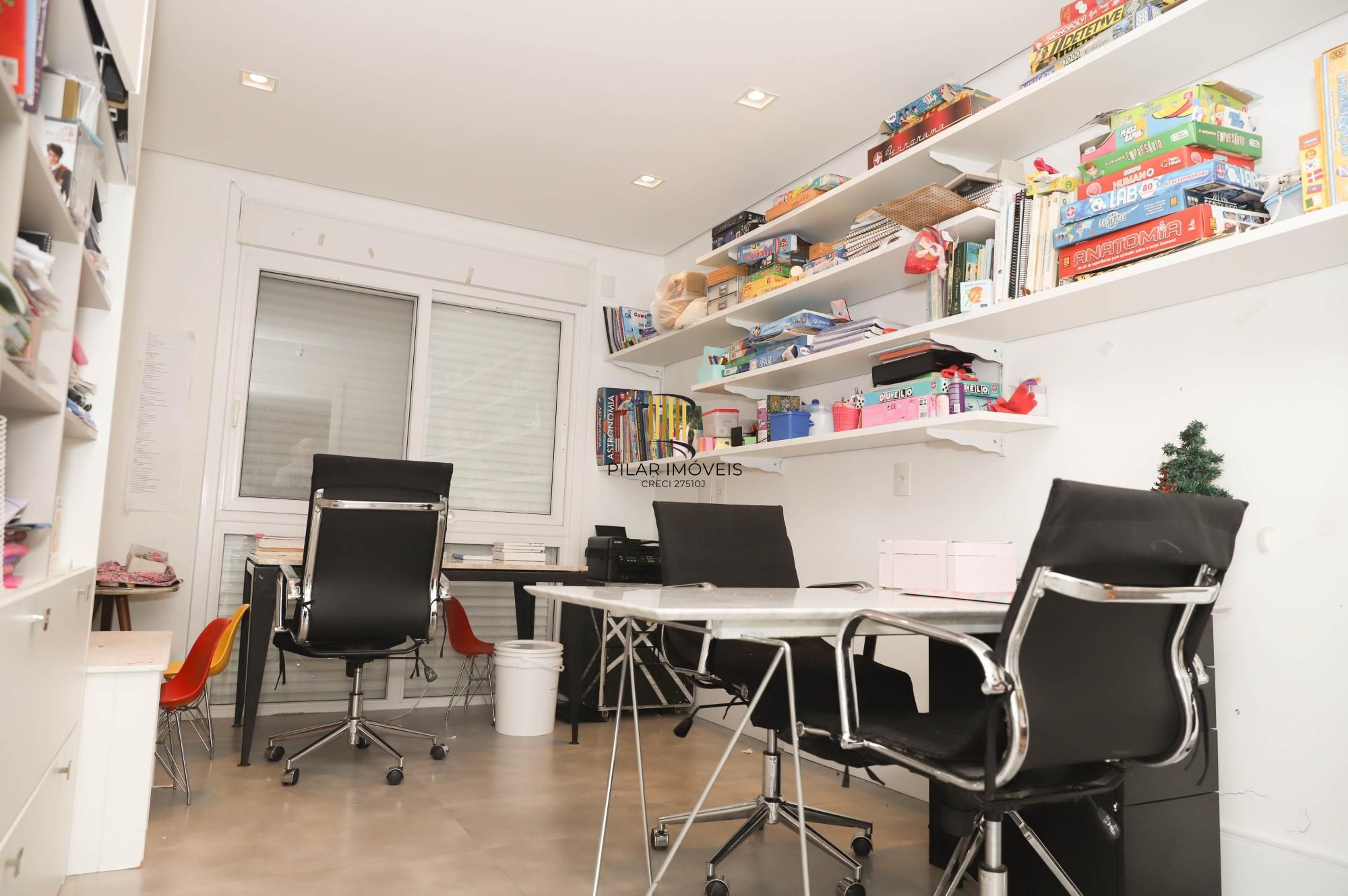 Terraville com 5 suítes