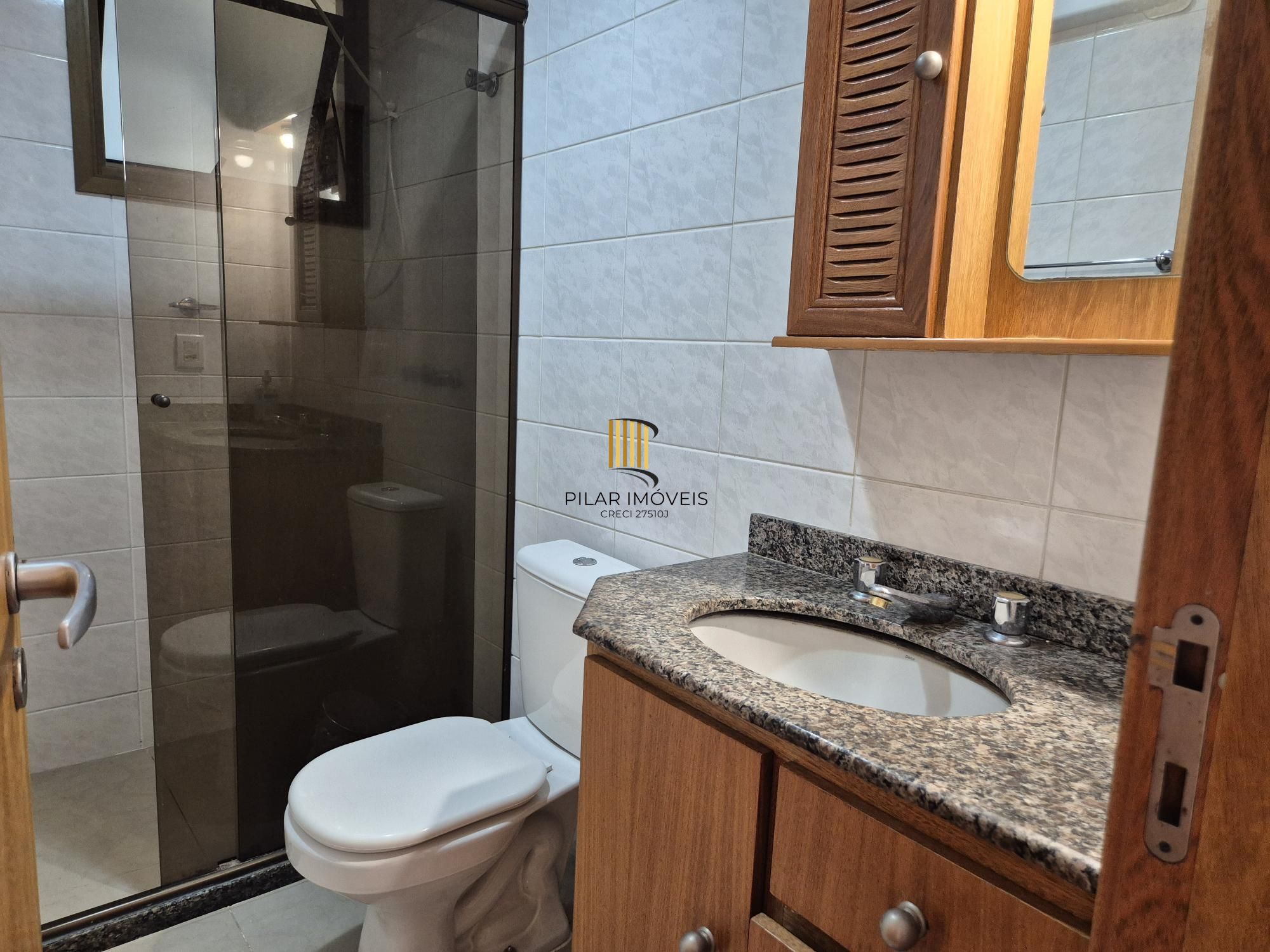 3D com suíte, churrasqueira e vaga