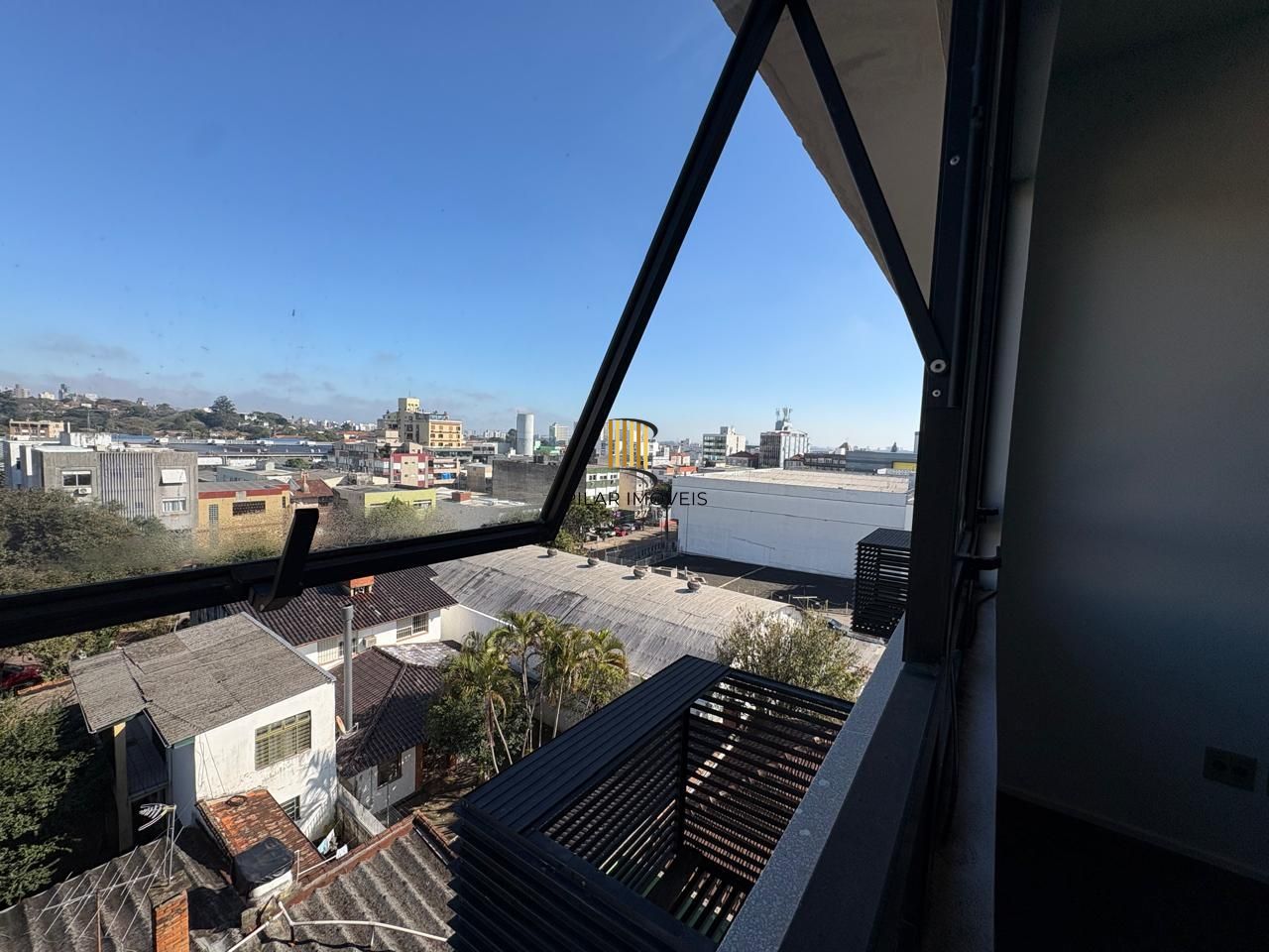 Sala comercial 37,27m² no bairro Passo da Areia