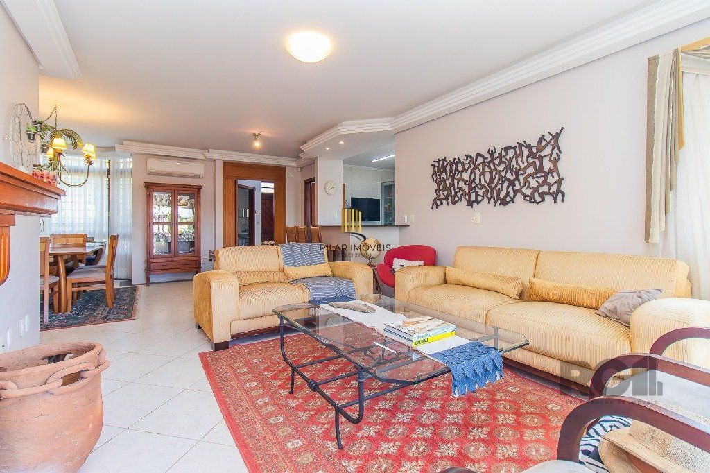 casa - 3 dorms. 2 vagas - 350 m² - Teresópolis