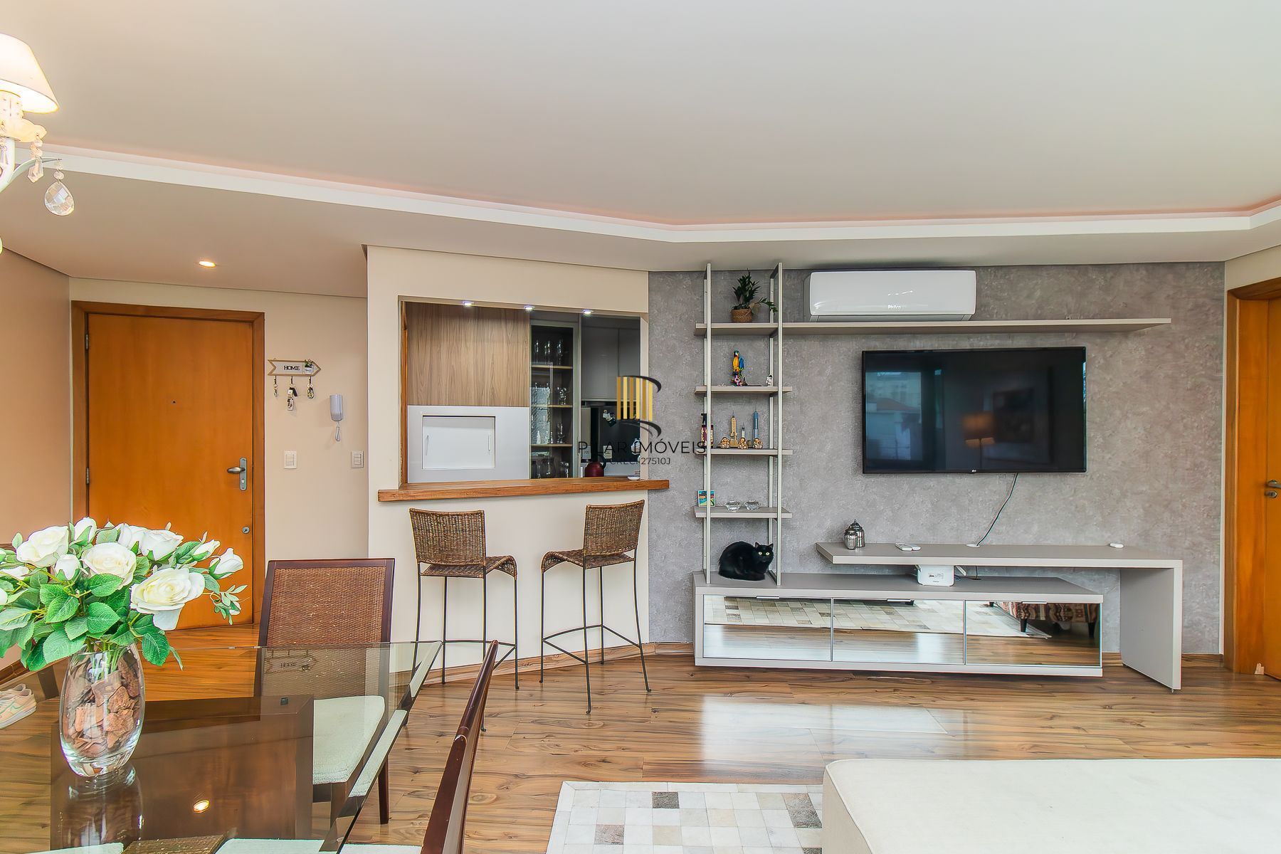 3Dormitórios, com suíte, vaga e infra completa