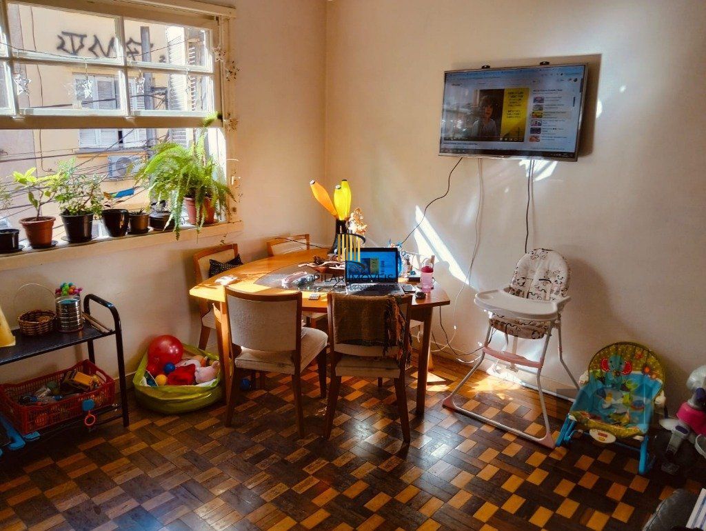 Apartamento 2 dormitórios no bairro Cidade Baixa