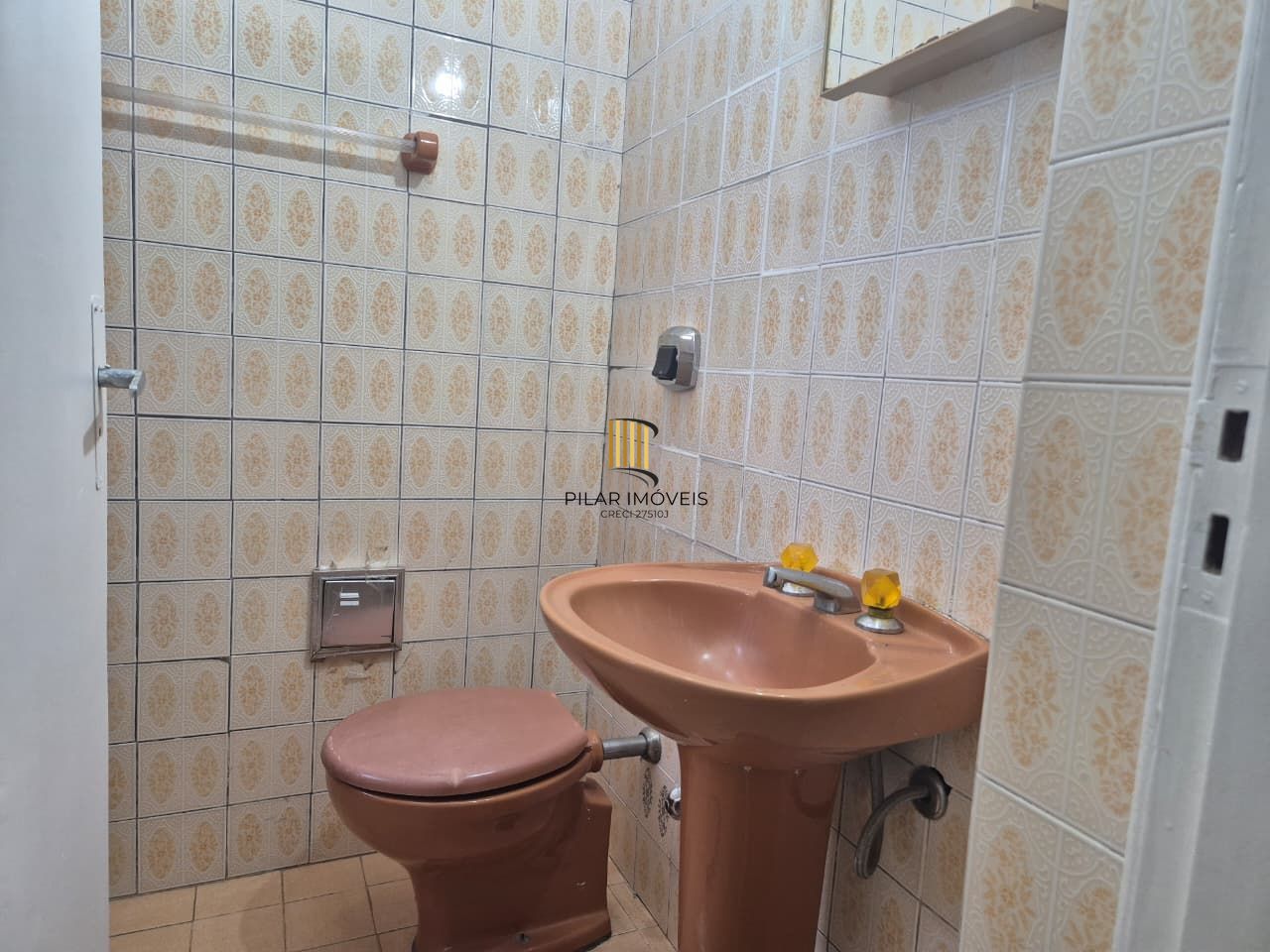 1 Dormitório, próximo ao Barra