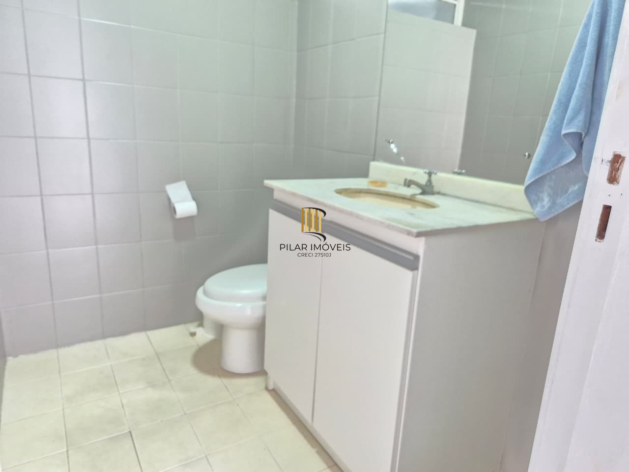 Casa comercial no miolo do bairro Menino Deus