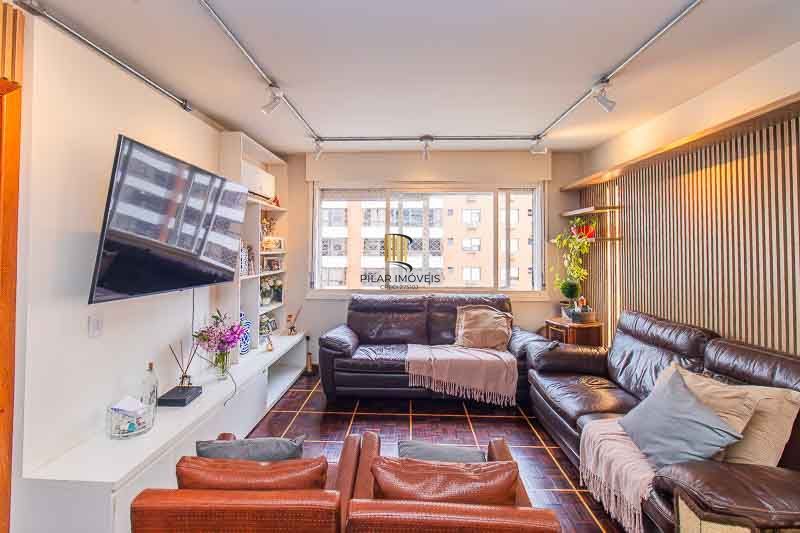 3dormitórios com dependência, reformado.