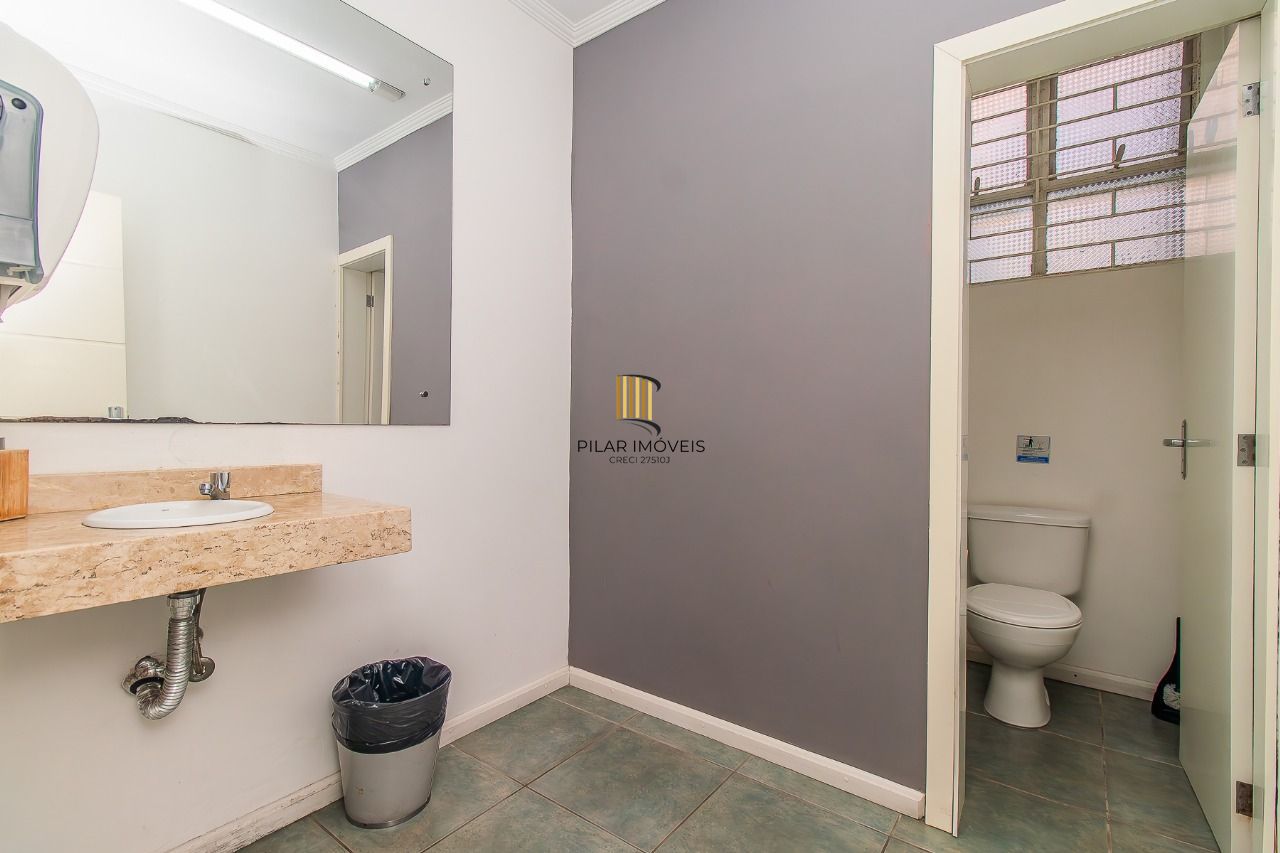Sala Comercial 1 dormitório no bairro Menino Deus
