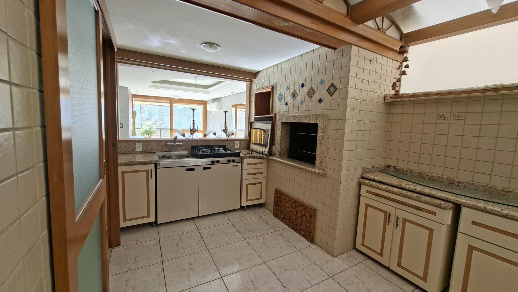 Apartamento 108,72 m² privativos,2 dormitórios, 1 suite, sacada,  garden e churrasqueira, 1 vaga coberta.