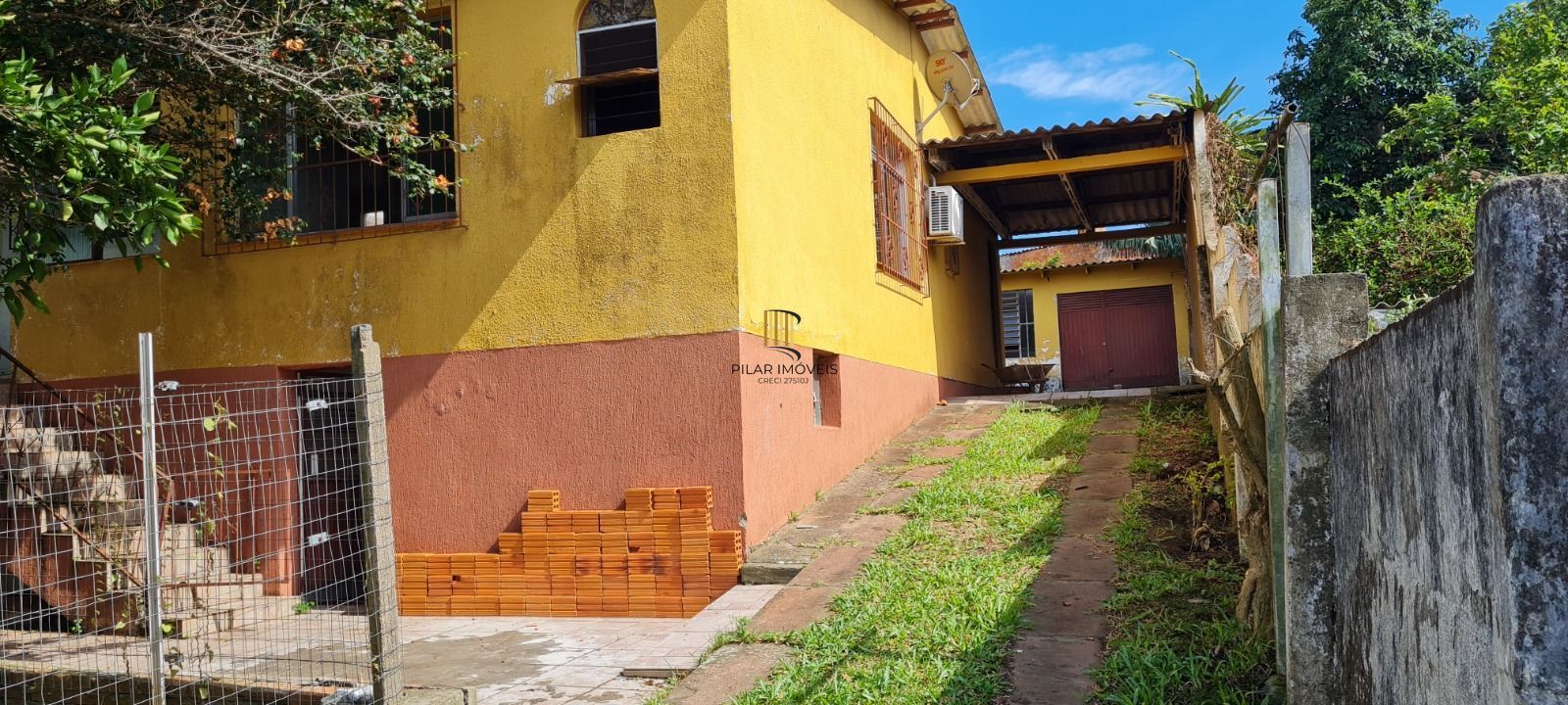 Casa 5 dormitórios no bairro Santa Tereza