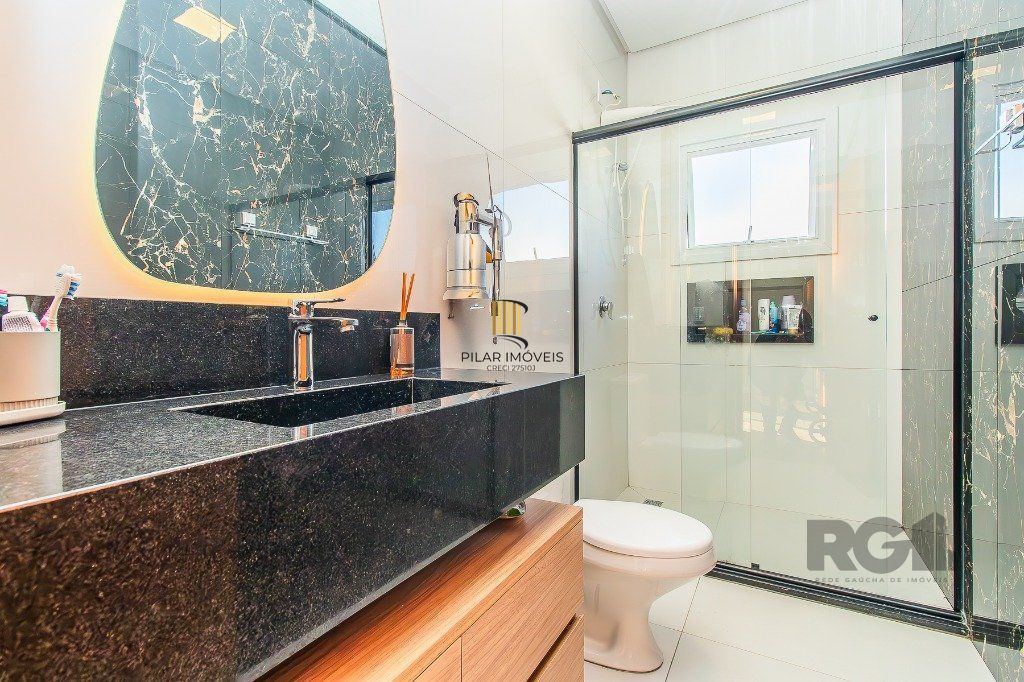 Casa Condominio para Venda - 170m², 3 dormitórios, sendo 1 suites, 1 vaga - São Lucas