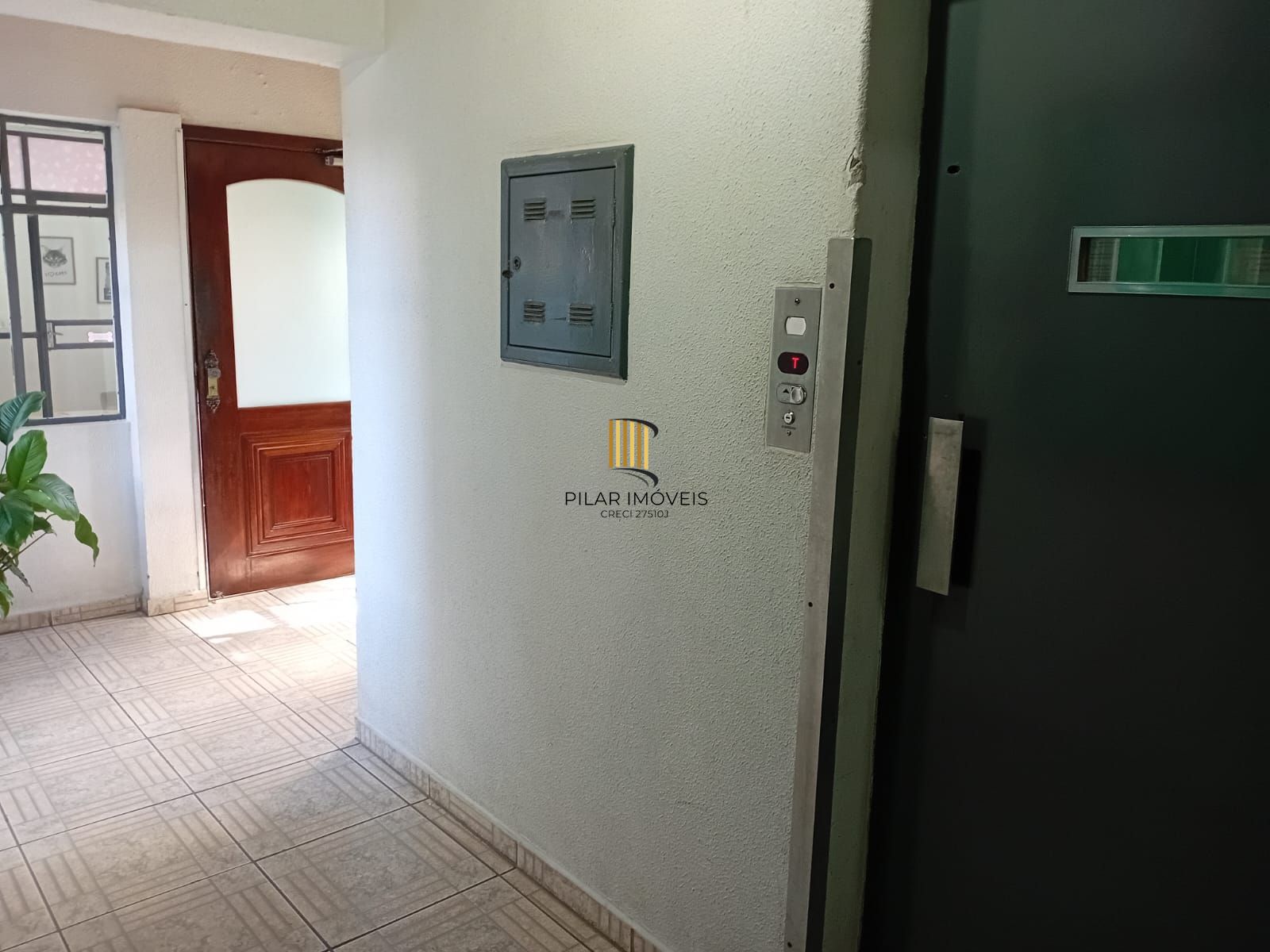 Apartamento 2 dormitórios no bairro Cristal