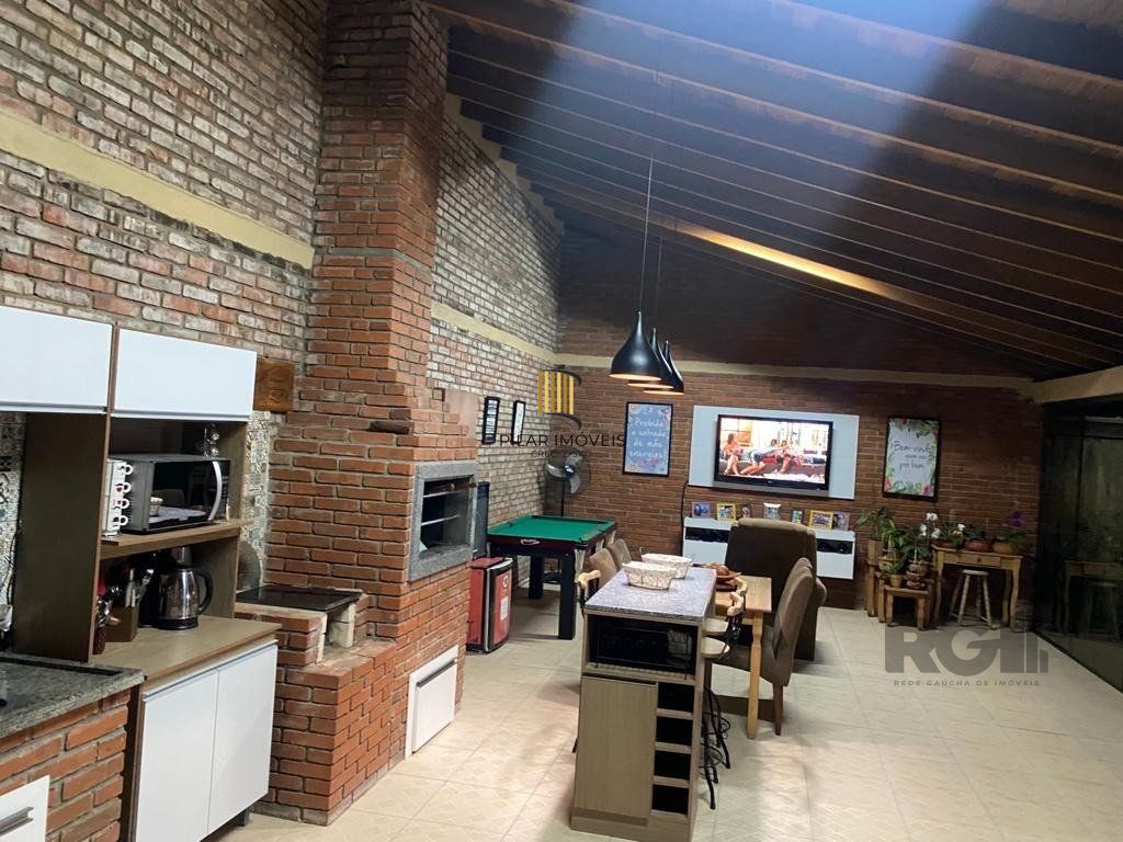 CASA EM CONDOMÍNIO - 3 dorms. - 3 vagas - 150 m² - VIAMÃO